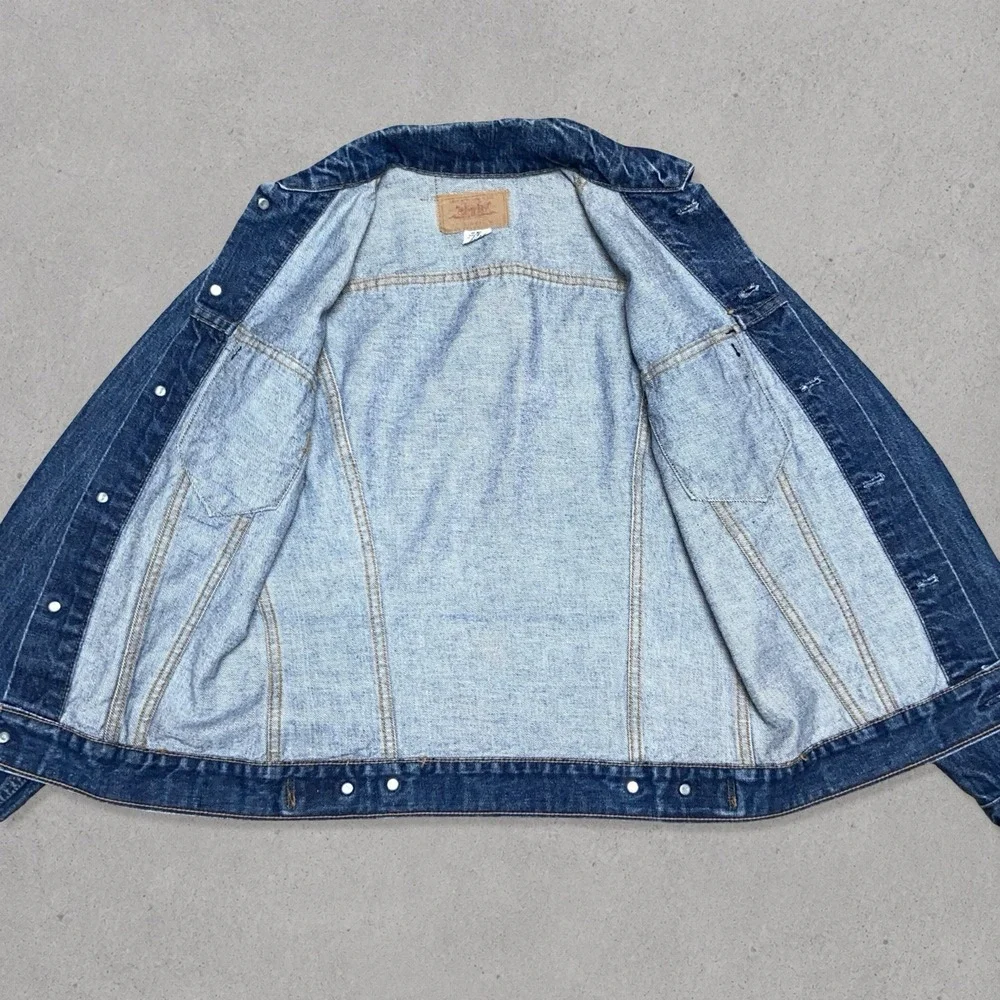 Vintage Early 70s Levi's Denim Trucker Jacket Size 36 USA Made Factory Code 52